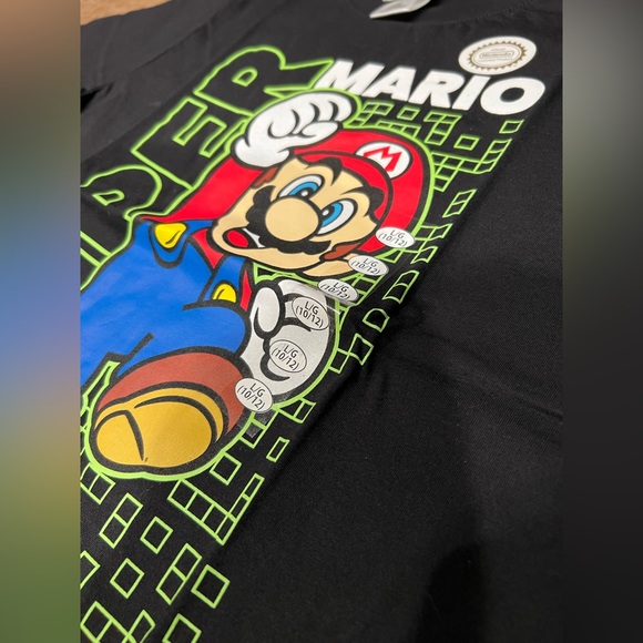Super Mario Kids T-shirt & Sock Bundle NWT - Picture 3 of 6